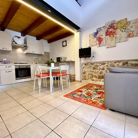 Holiday home Casetta Del Centro *